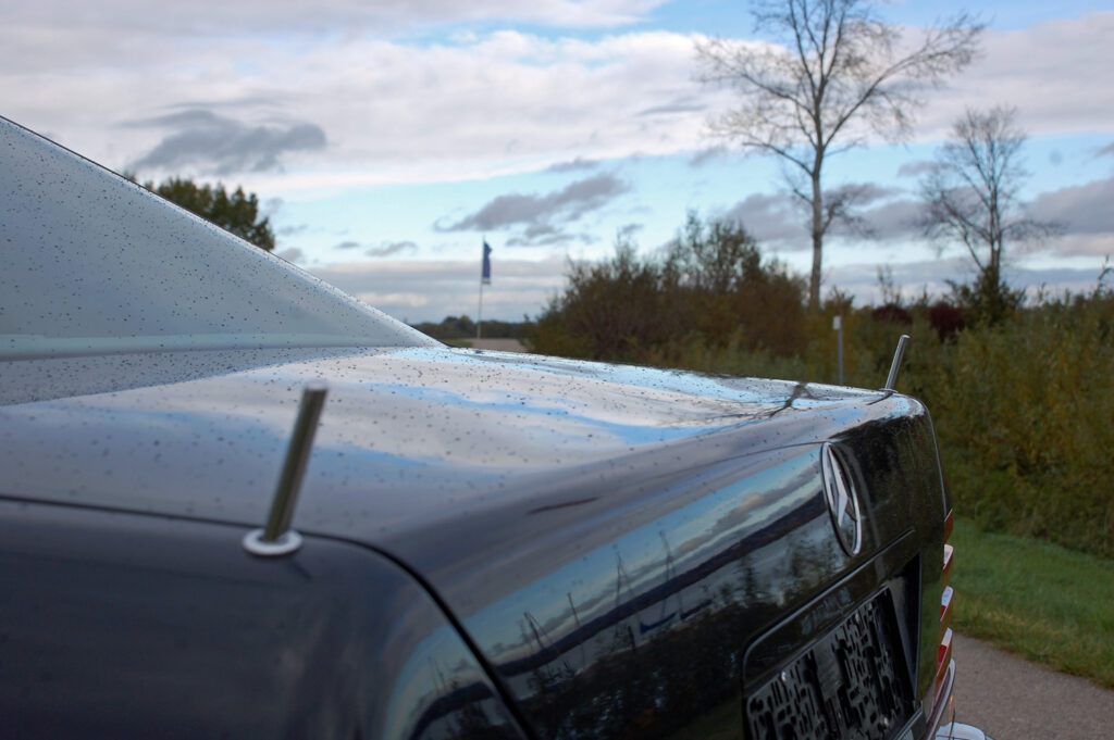 Mercedes Benz 300SE W140