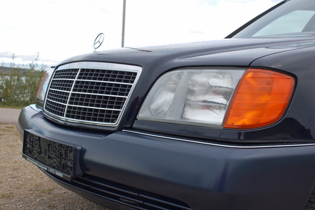 Mercedes Benz 300SE W140