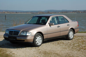 Mercedes Benz C180 Elegance