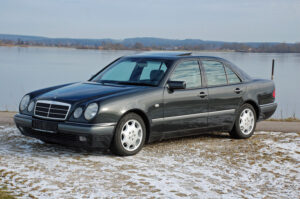 Mercedes Benz E230 Elegance